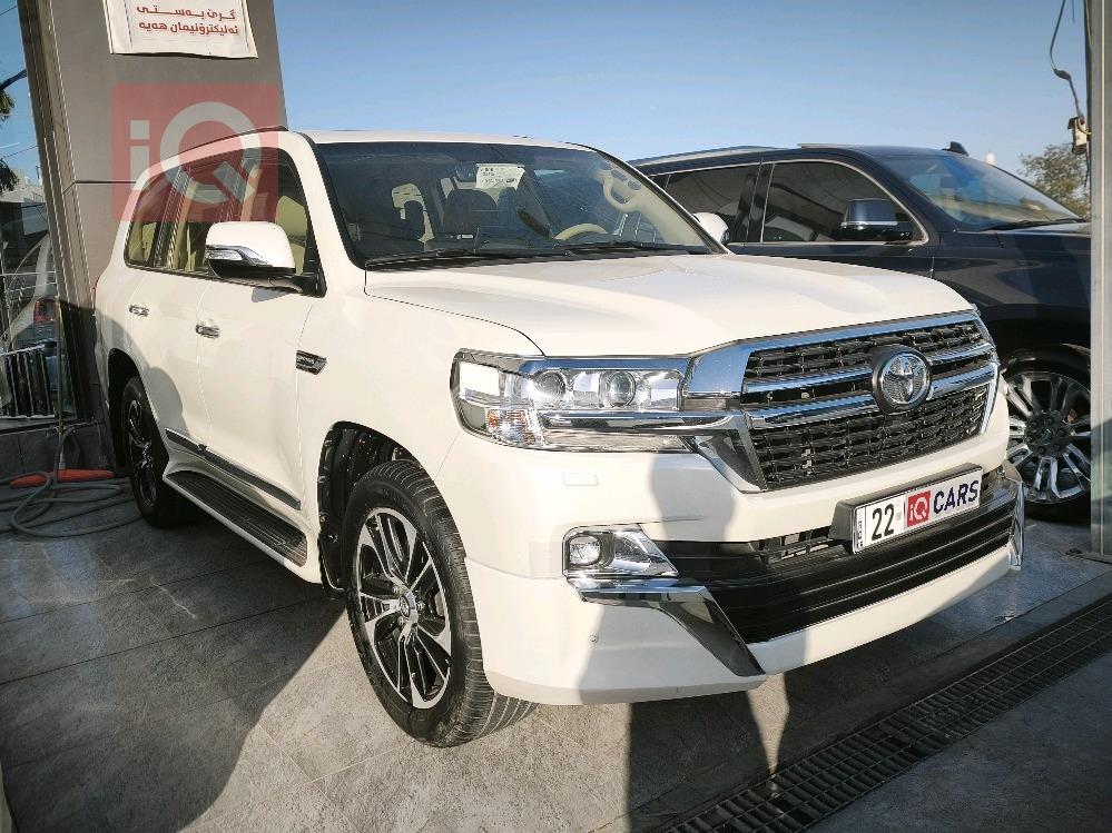 تويوتا لاندكروزر